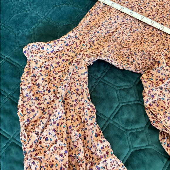 Floral Romper! - Picture 2 of 3